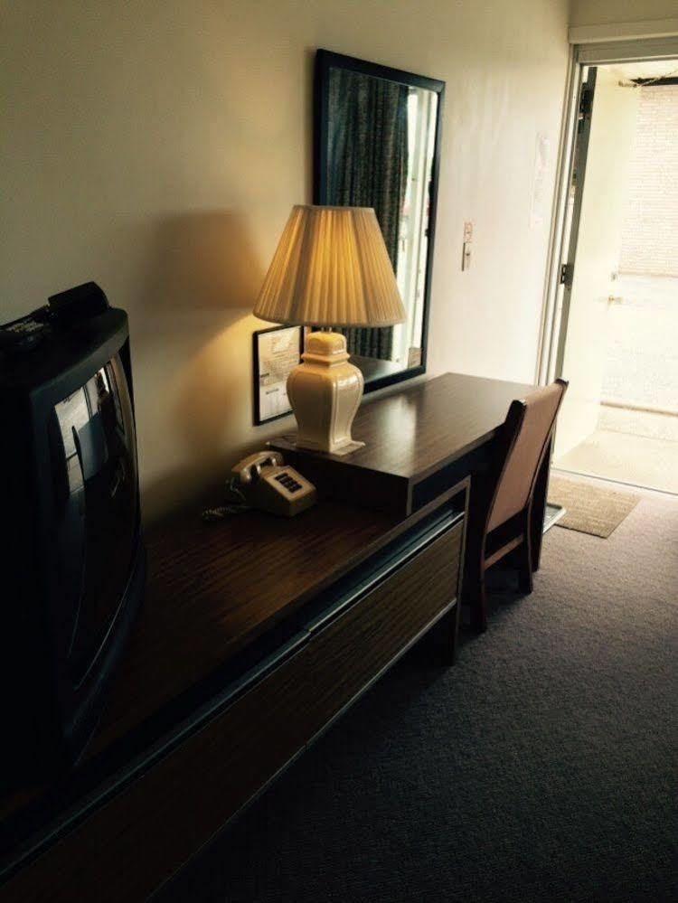 Town'N Country Motor Inn Leamington Luaran gambar